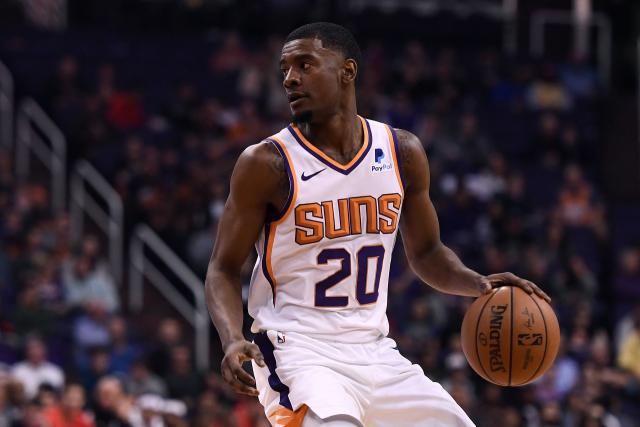 塔图姆31+8利拉德32分 凯尔特人险胜雄鹿7连胜