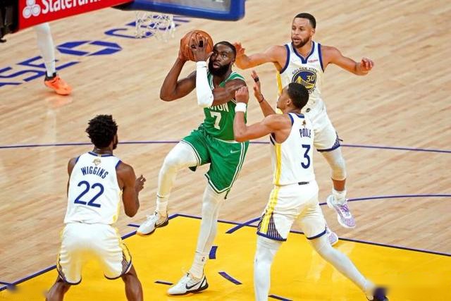 广厦险胜浙江！布朗40分+三分绝杀 江苏负天津