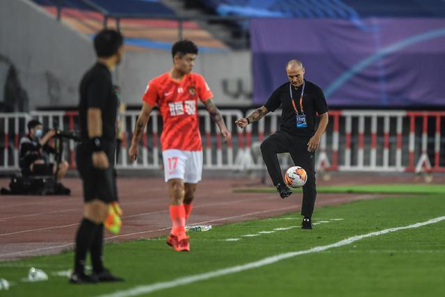 英超-哈兰德破门福登双响 曼城6-0伊普斯维奇